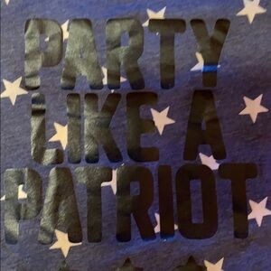 Alternative Earth Party like a Patriot Tank top Medium women’s star print medium